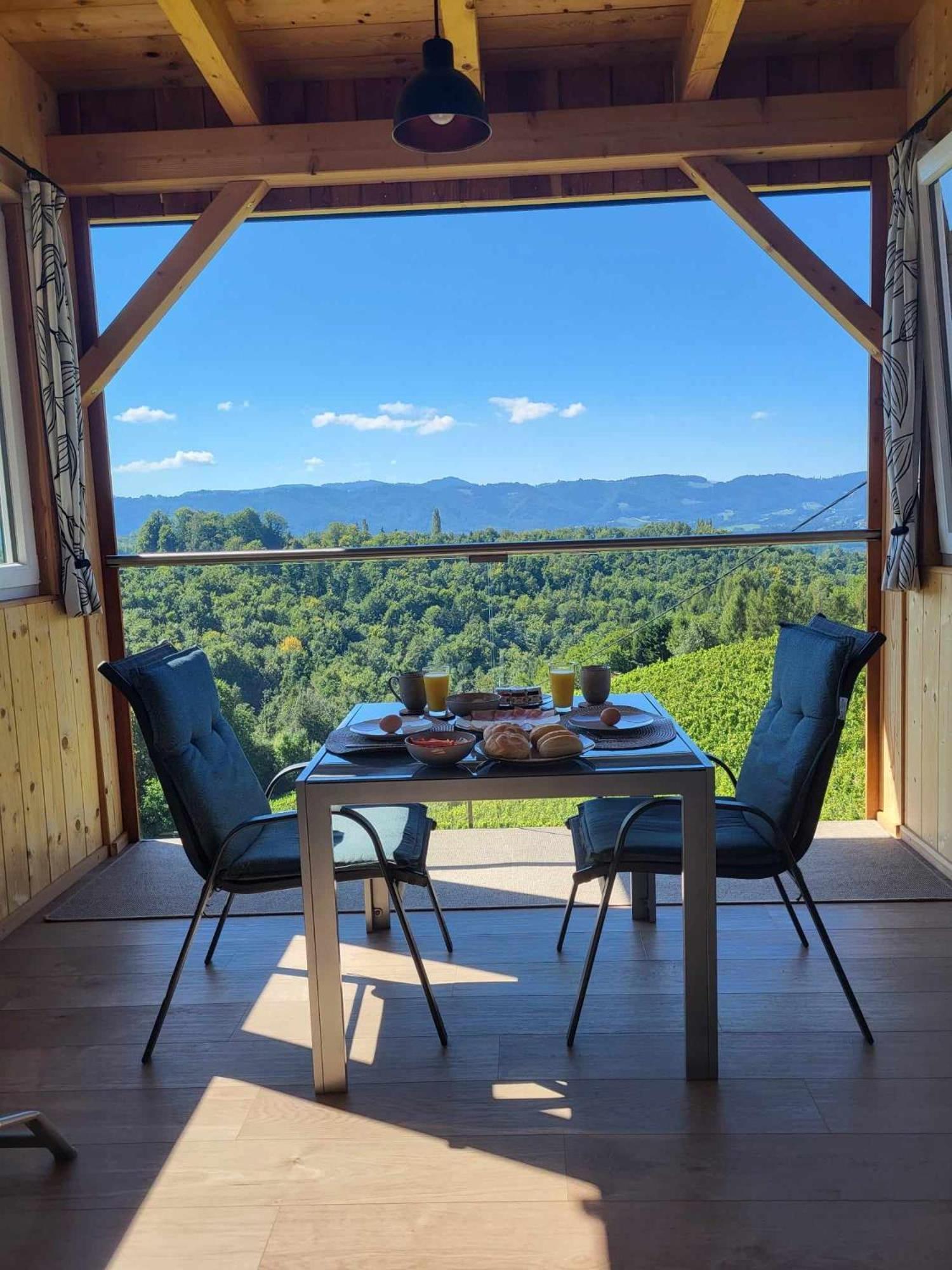 Ferienhaus Urschitz Eichberg エクステリア 写真
